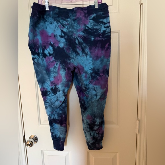 Torrid blue and purple tie dye joggers women’s plus size 1 - Picture 2 of 3